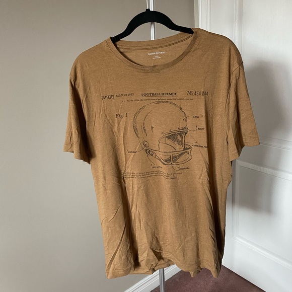 Banana Republic Other - Banana Republic Graphic Tee